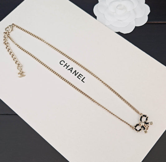 Vintage Black Leather Bow Choker