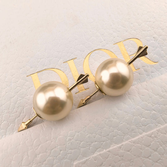 Minimalist Pearl Stud Earrings