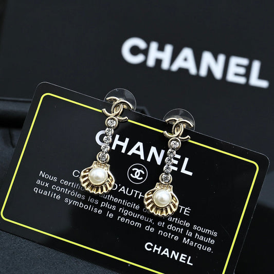 Fashion Shell Tassel Earrings