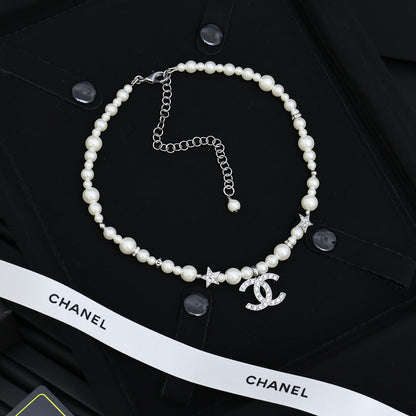 Glamorous Star Pearl Necklace