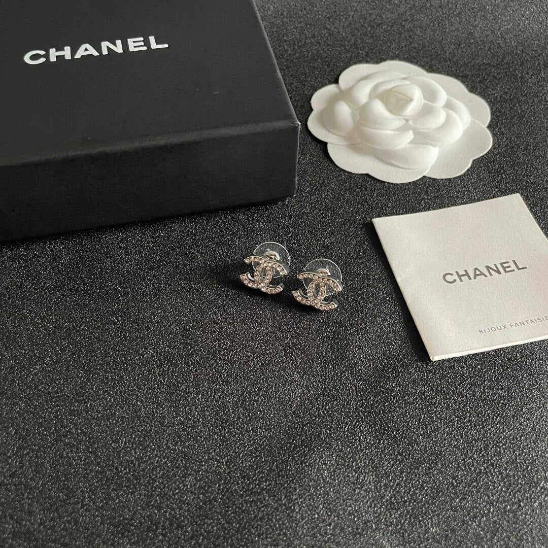 Minimalist Double-C Studs