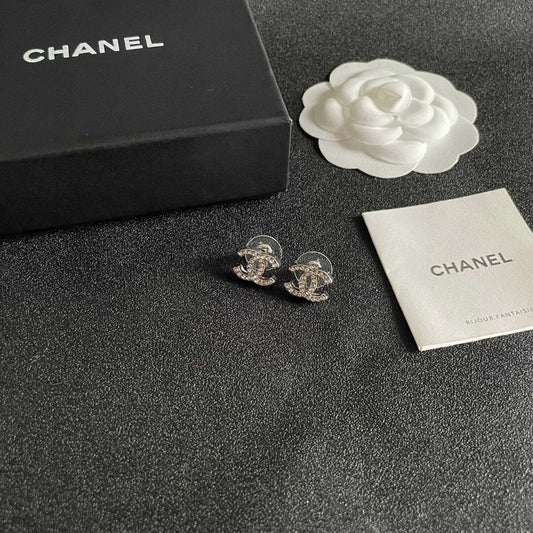 Minimalist Double-C Studs