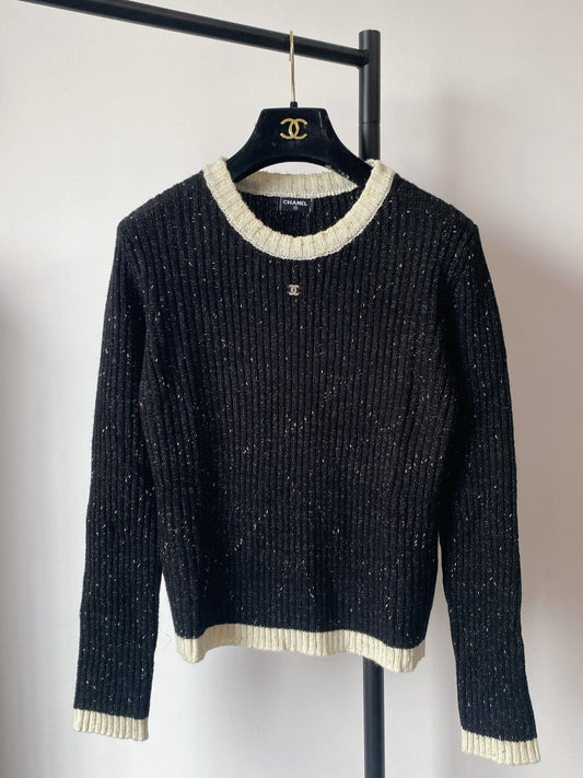 Signature Iconic Detail Knit Sweater