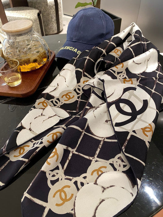 Geometric Lattice Floral Silky Scarf
